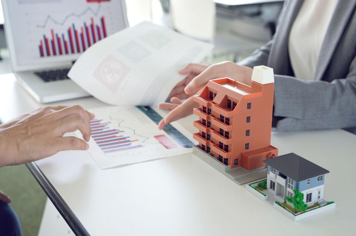 Qui fixe le prix de vente d\'un terrain constructible ?