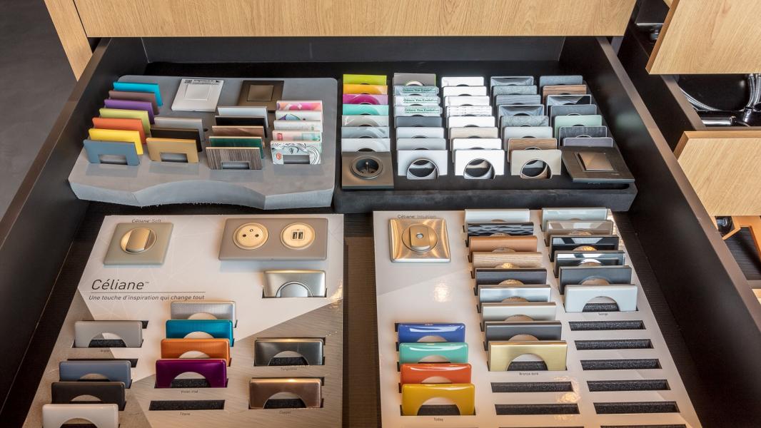 Espace Angelotti, Table des matières