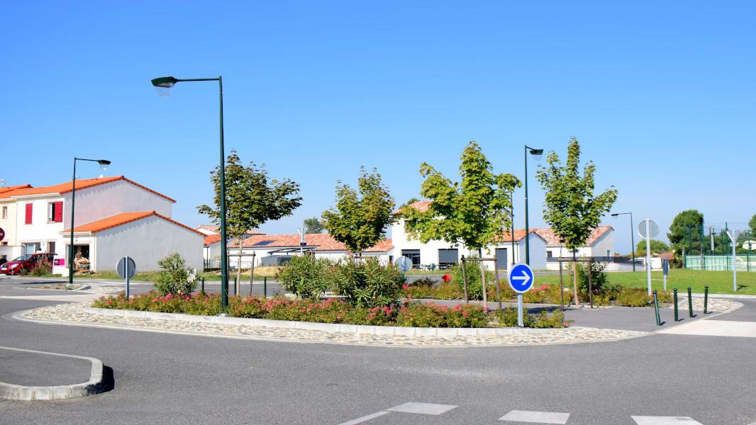 LAPEYROUSE-FOSSAT, Coeur de Village